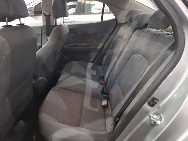 Hyundai HB20S Comfort Plus 1.0 Flex 12V Mec., foto 6 de 9