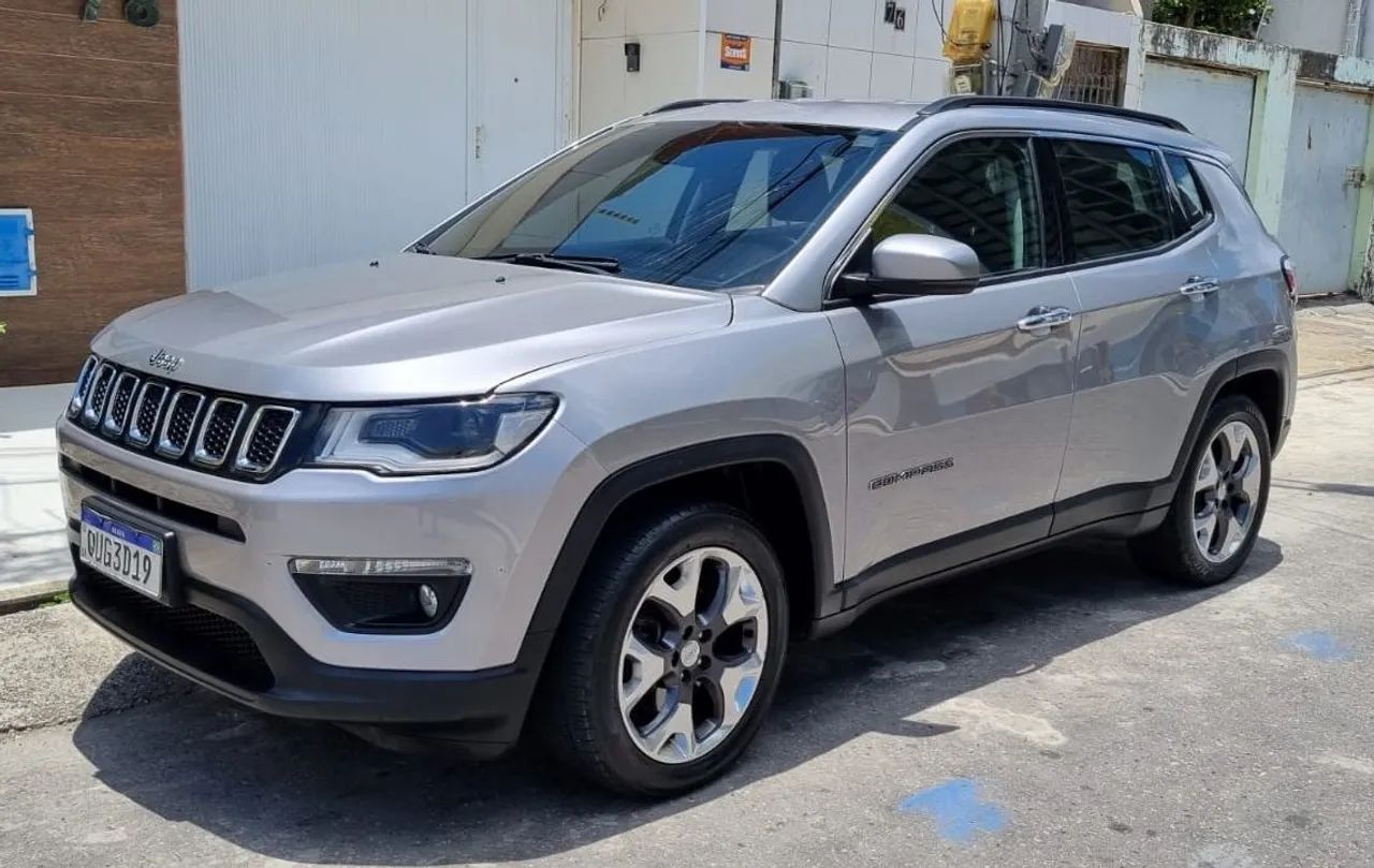 Jeep Compass COMPASS LONGITUDE 2.0 4x2 Flex 16V Aut. 2019