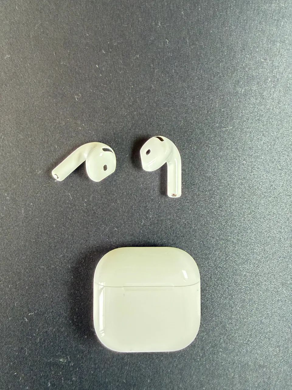 AIRPODS 4 ORIGINAL - Foto 2