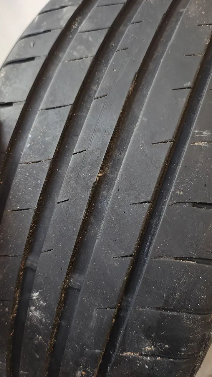 Pneu 225/45ZR18 95W XL - Ferramentas de Construção - Centro