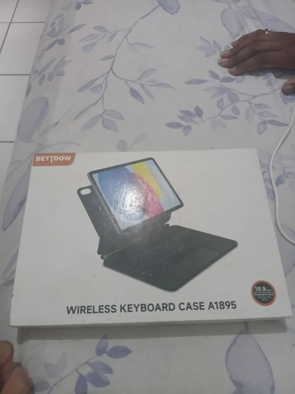 Teclado Bluetooth Com Capa P Ipad 10th 10.9 A16 2025  Tem Ç