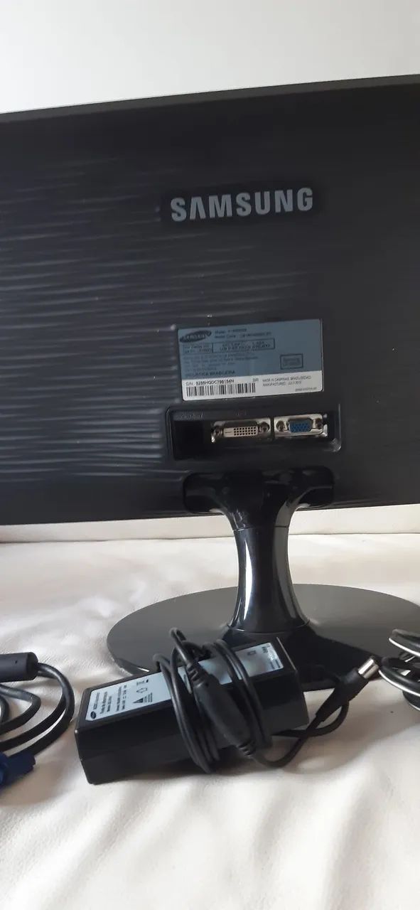 Monitor Samsung Pouco uso 