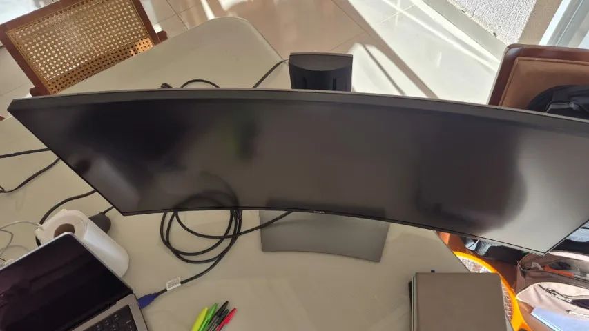  Monitor Curvo DELL USB-C 34" - U3419W - Foto 3