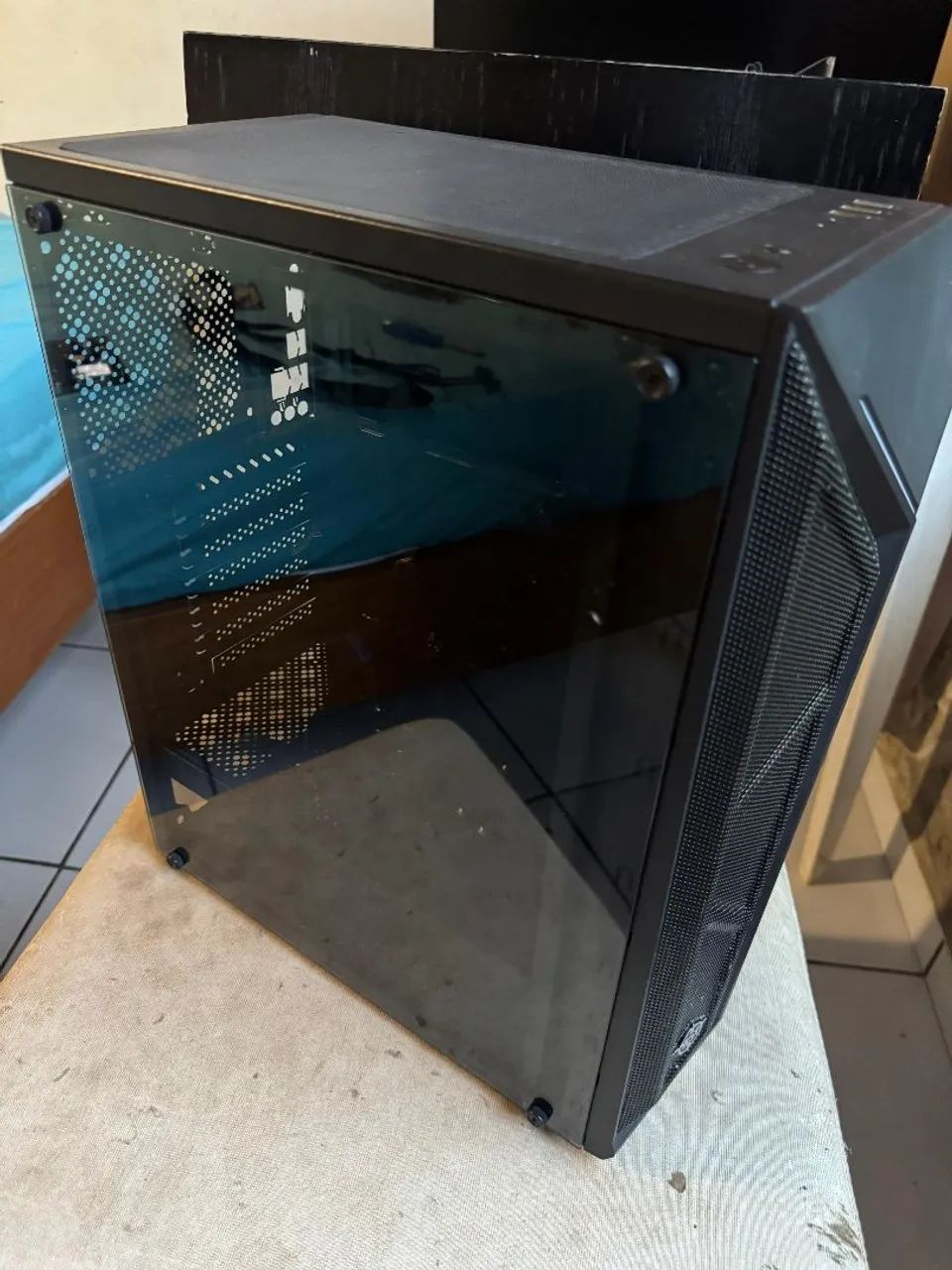 Gabinete Gamer TGT Carbon RGB - Foto 5