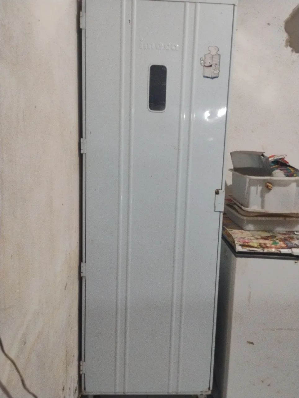 Vendo armário de padaria com telas - Foto 4