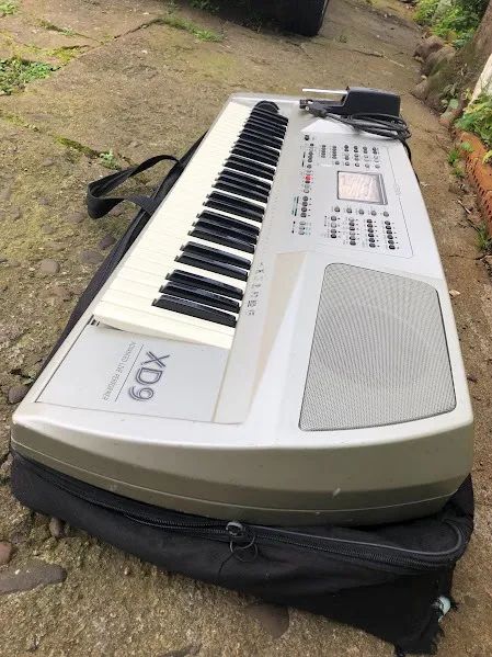 Teclado XD9 Ketron Arranjador  c/Ritmos Brasil parcelo,avalio troca,NÃO faço Enjoei - Foto 3