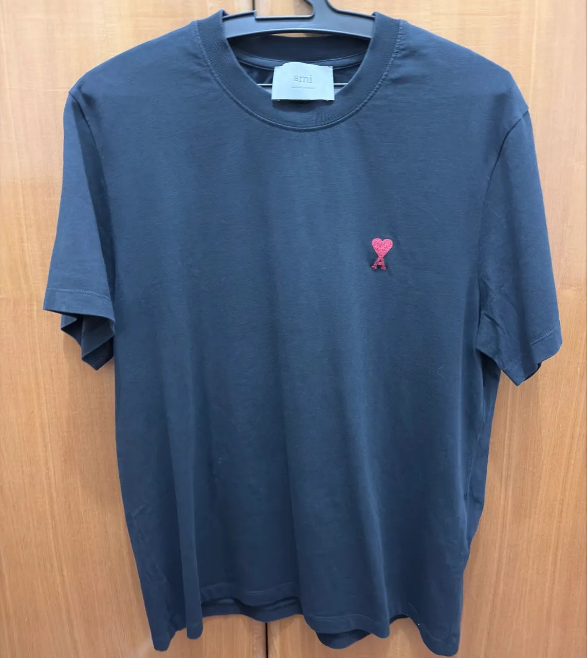 Camiseta Ami Paris - Foto 2