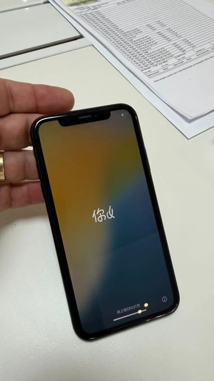 iPhone XR preto 64g
