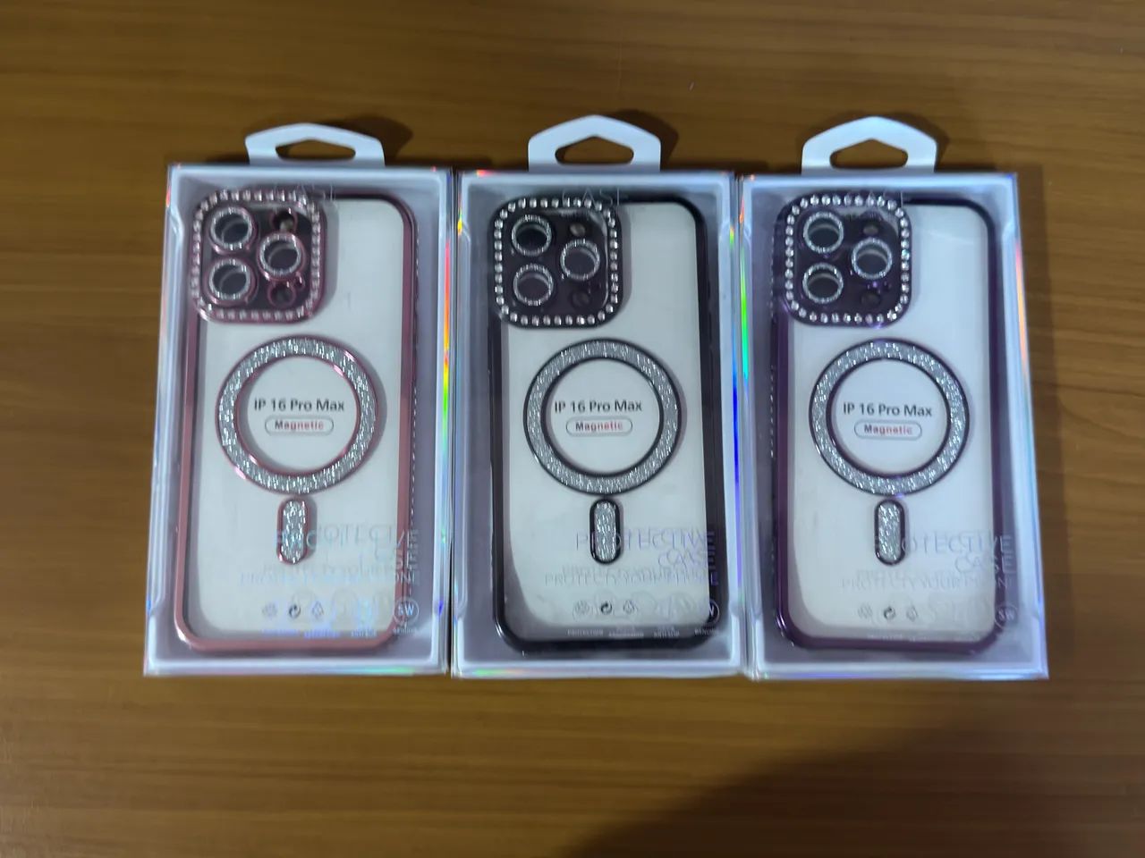 iPhone 16 Pro Max Capinha MagSafe Strass - Foto 4