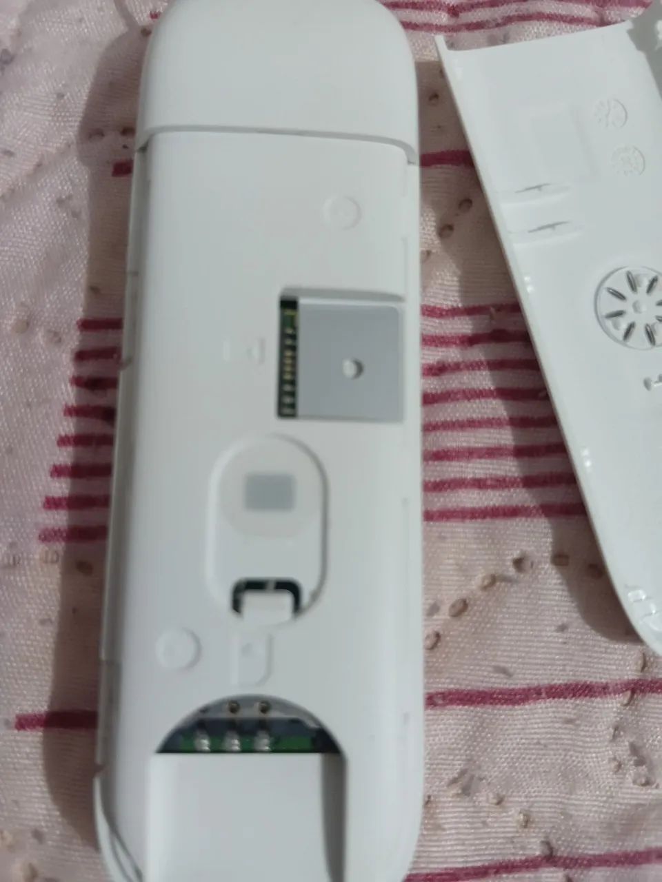 Modem Claro 4g max USB LTE MF823L - Foto 4