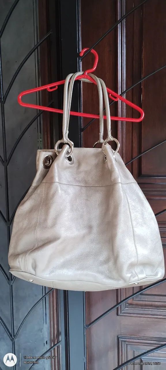 Bolsa gigante em couro legítimo prata - Nativa  - Foto 2