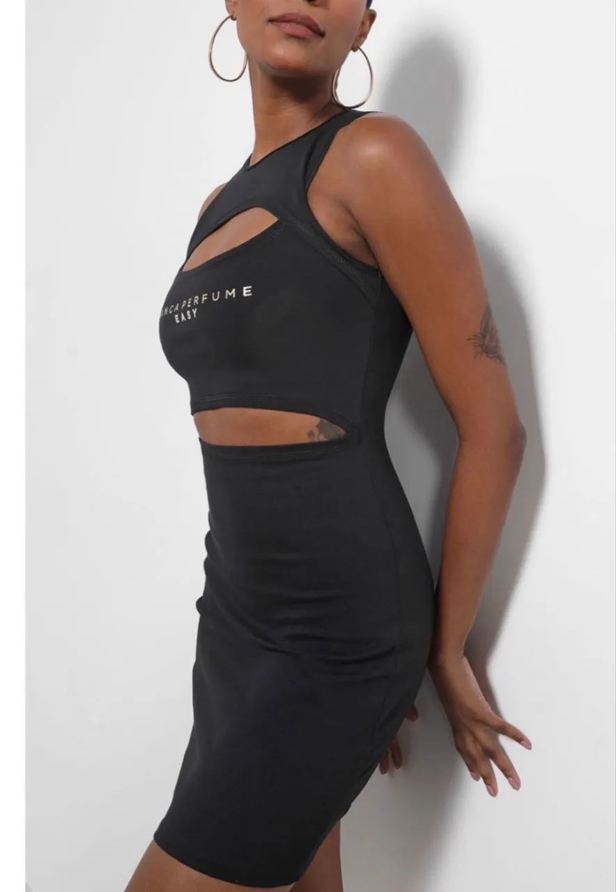 Vestido lança perfume 