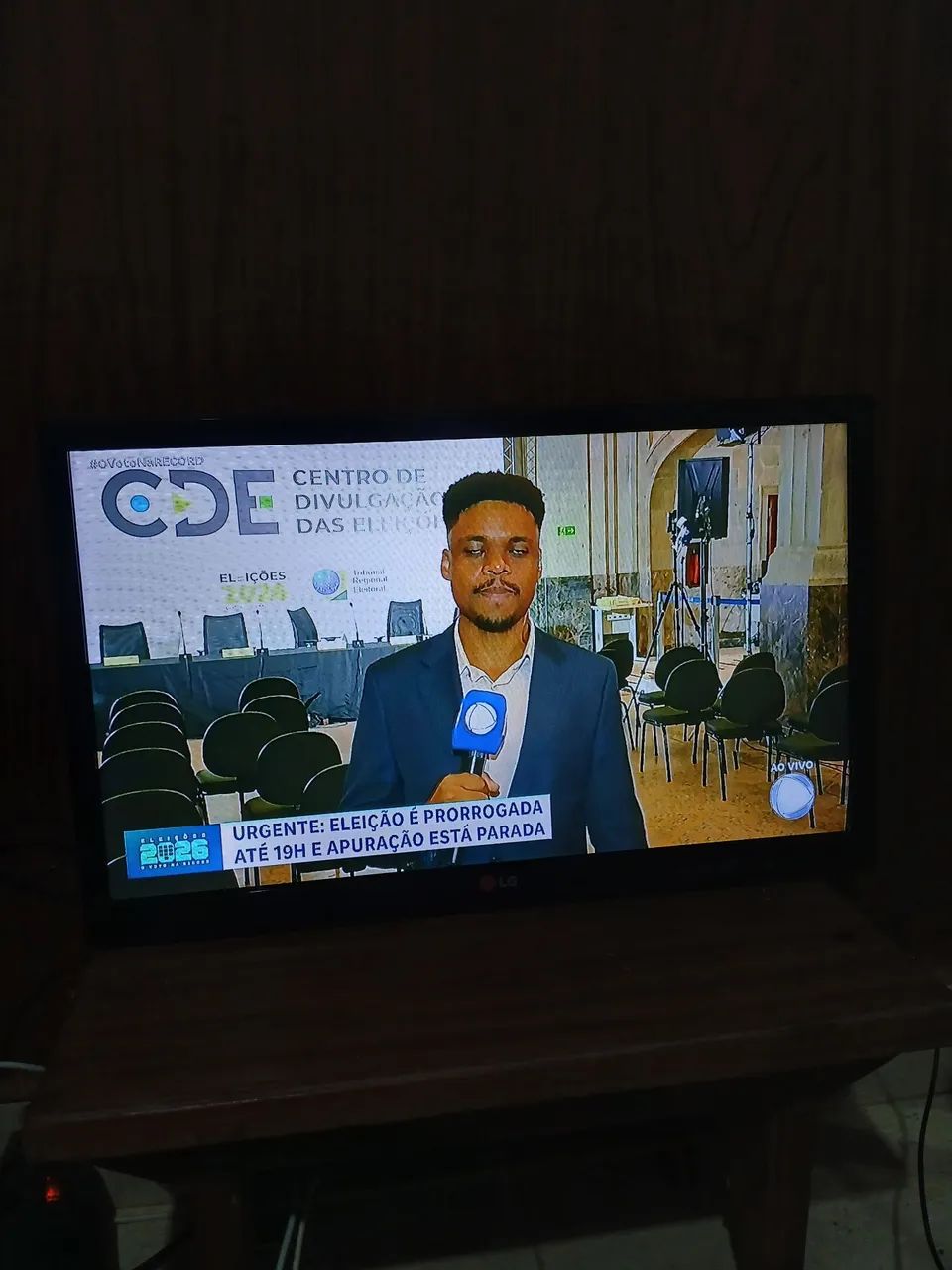 TV LG 22 POLEGADAS  - Foto 2