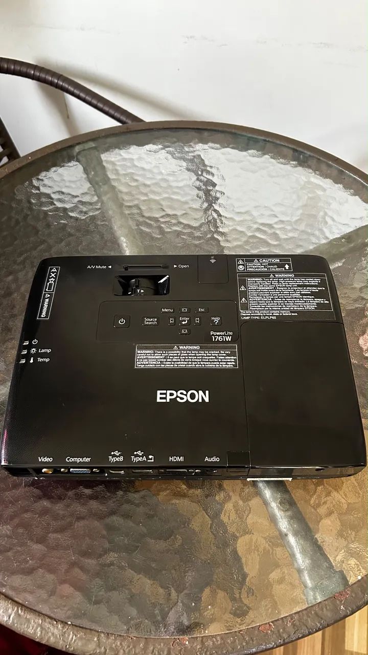 Projetor Epson profissional semi novo 