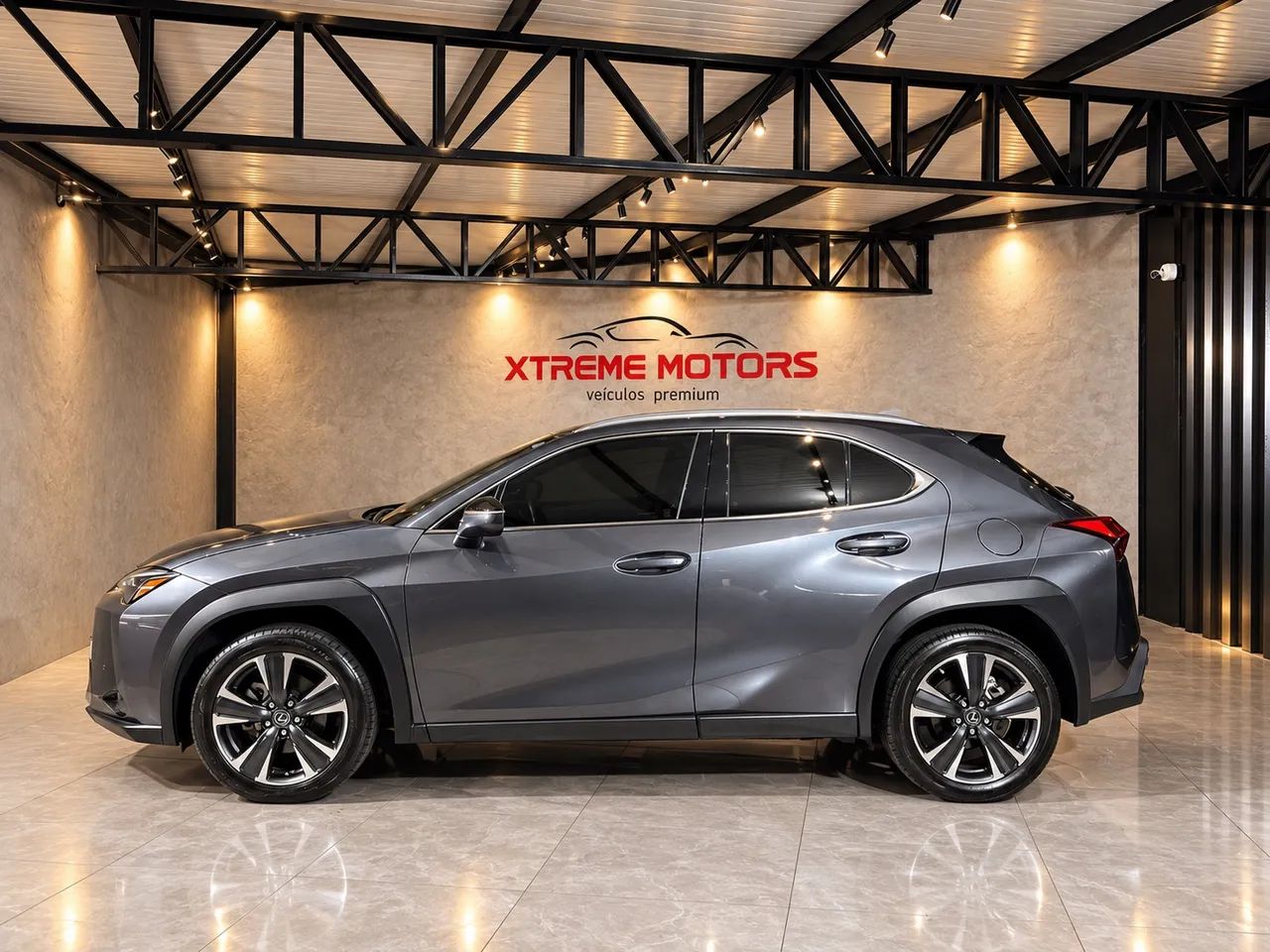 Lexus UX-250h Dynamic 2.0 16V Aut.(hybrid), foto 3 de 11