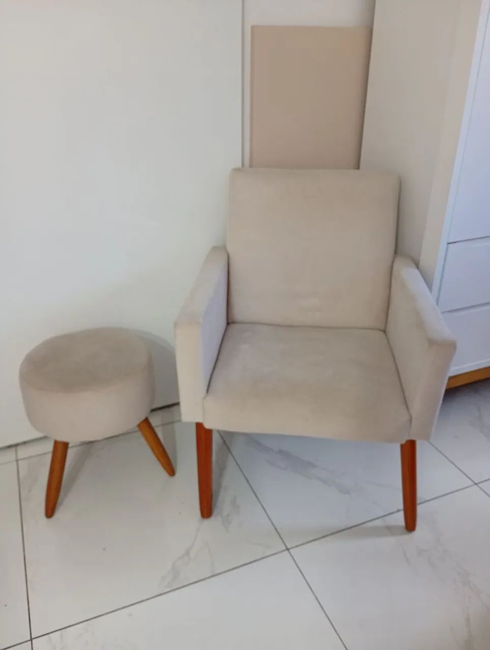 Cadeira com Puff - Foto 2