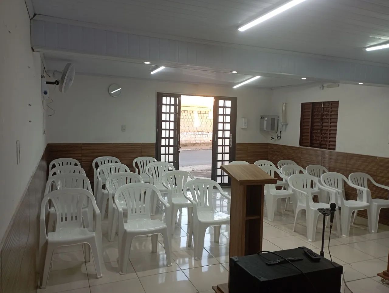 Aluga-se Templo Religioso Evangélico Completo (  - Foto 3