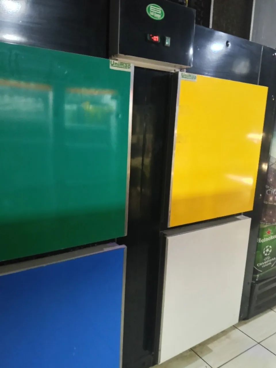 Camara fria compacta com 4 portas!! 