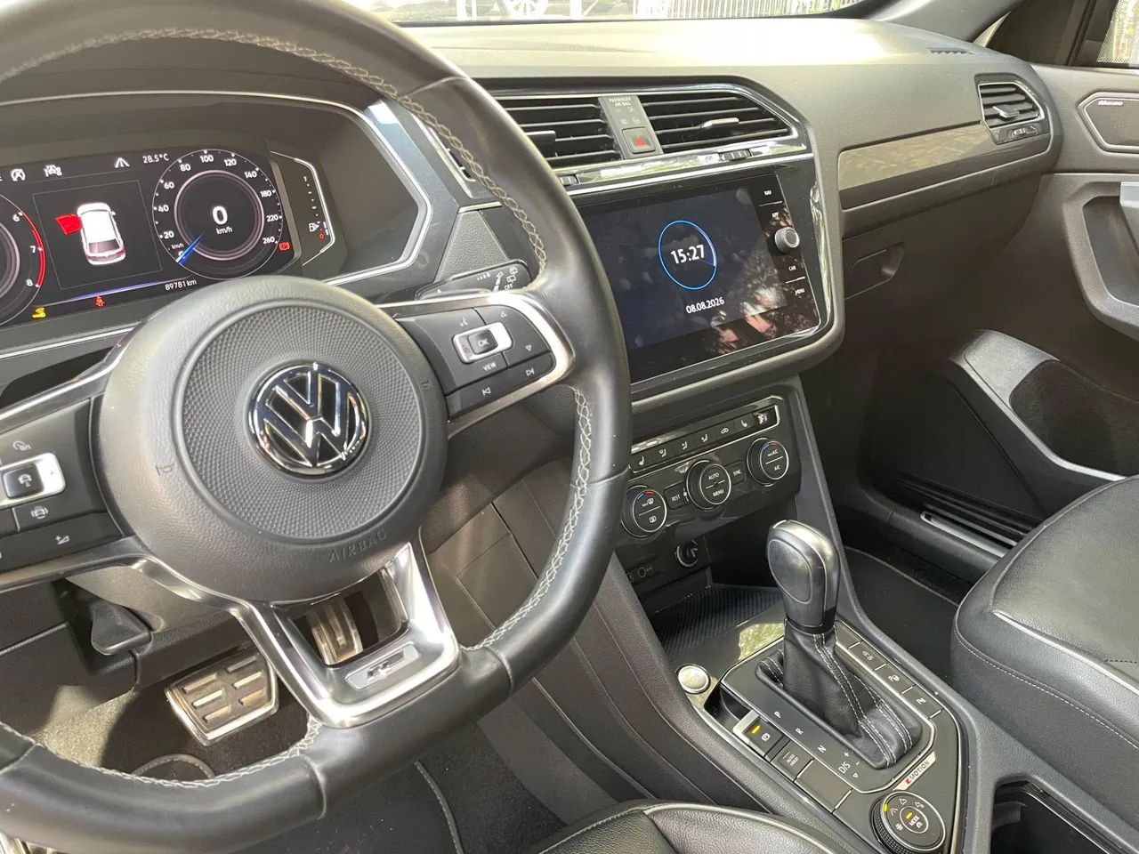 Volkswagen Tiguan Allspac R-Line 350 TSI 2.0 4x4, foto 15 de 19