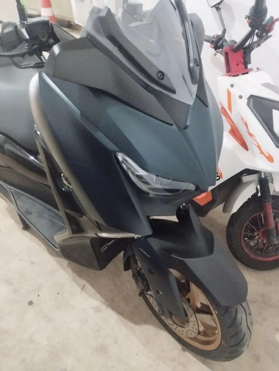 Yamaha xmax 2024 - Foto 4