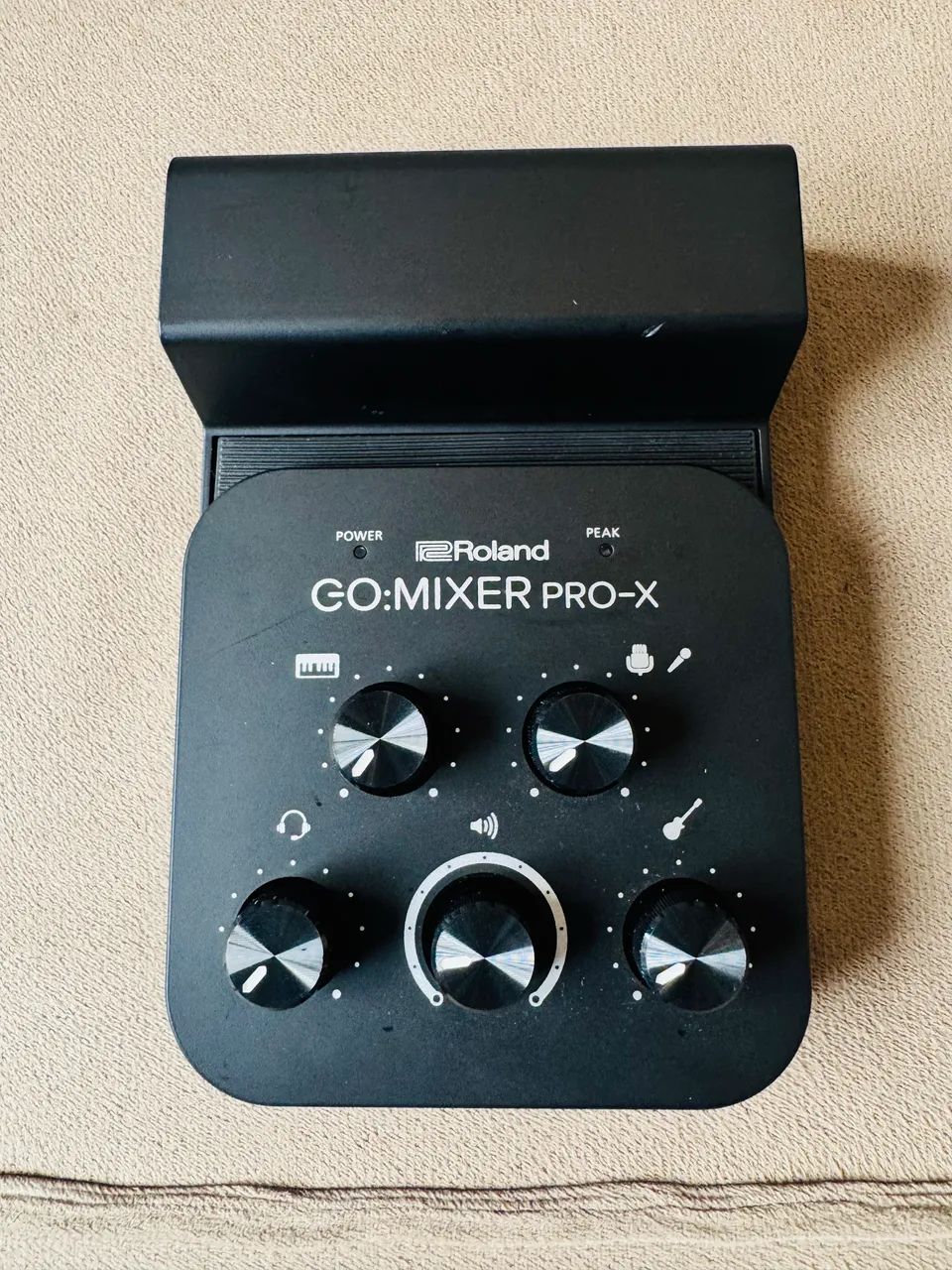 Interface de Áudio Roland GO Mixer Pro X Preta