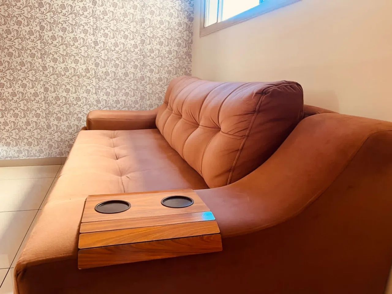 Vendo sofá 2,20m tecido veludo - Foto 5