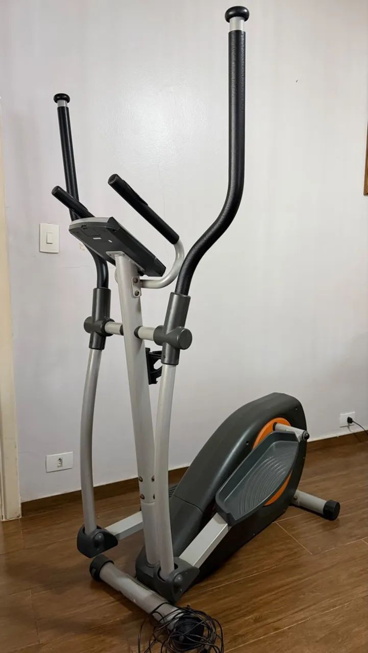 Elíptico Athletic em ótimo estado