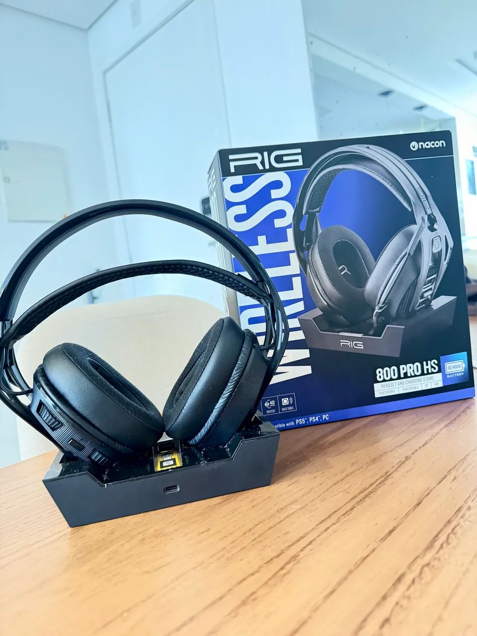 Headset Gamer Nacon RIG 800 PRO HS Wireless + Base | PS5, PS4 e PC