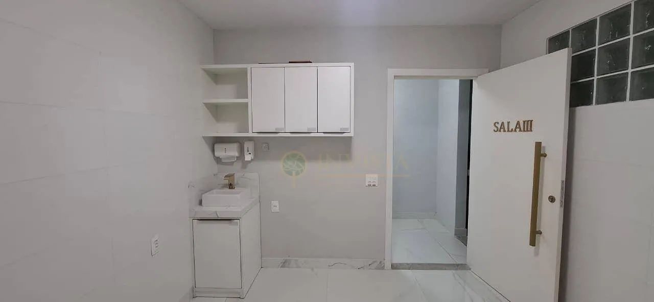 Sala Comercial com 30 m² para Alugar no bairro Itaguaçu, em Florianópolis. - Foto 2