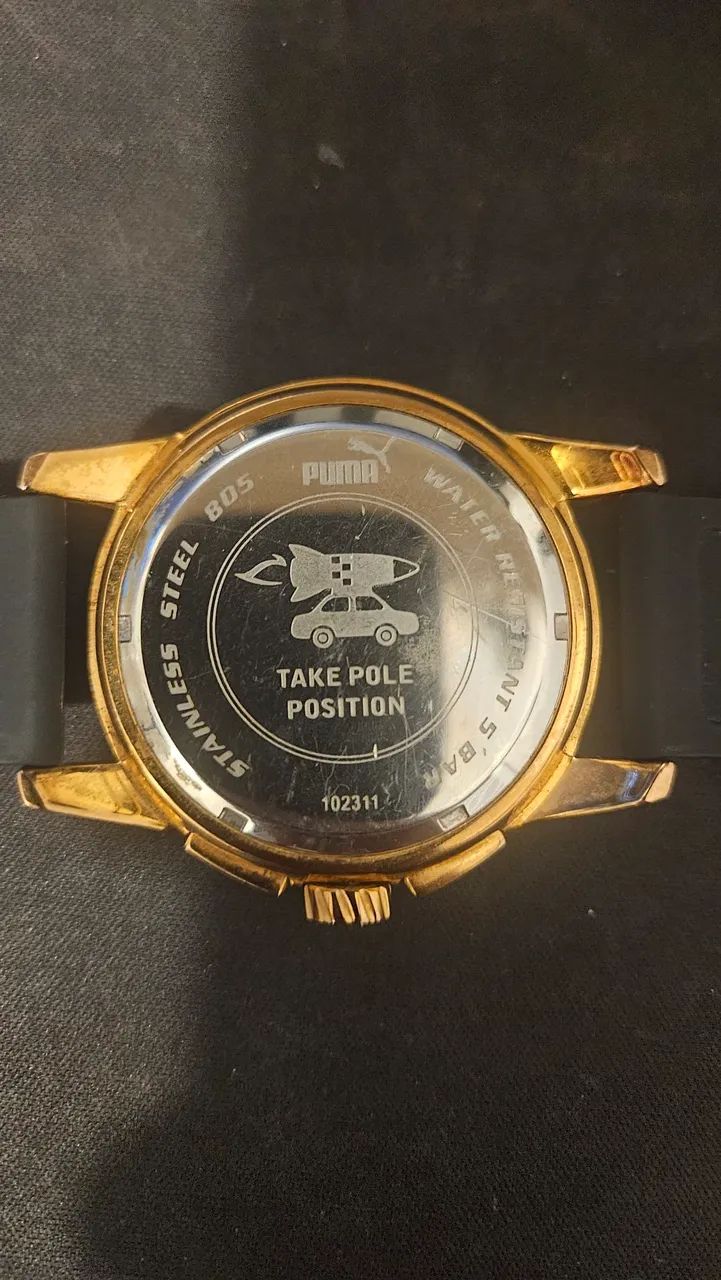 Relógio masculino Puma preto e dourado - Foto 4
