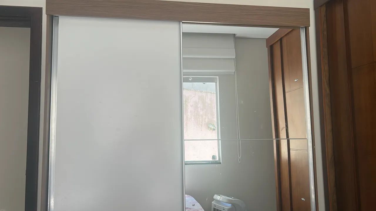 Guarda-roupas com espelho - Foto 4