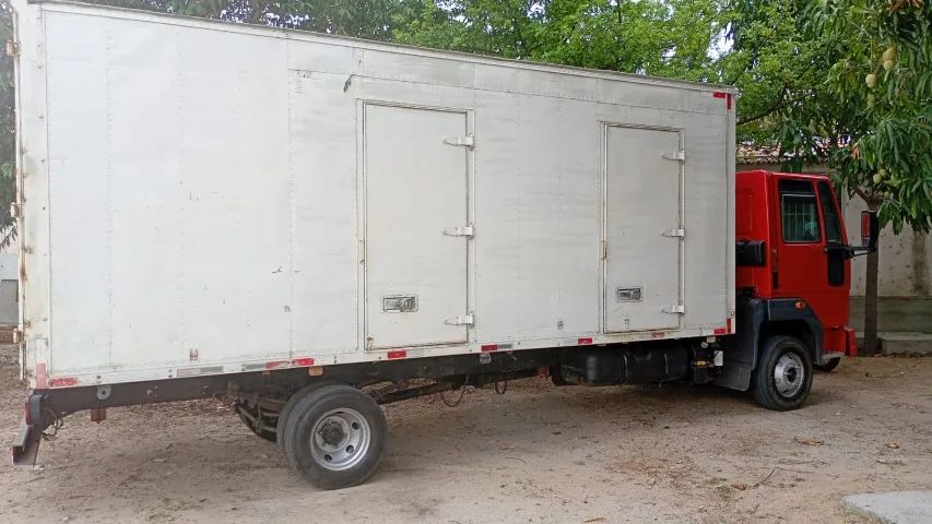 VENDO BAU E CARROCERIA