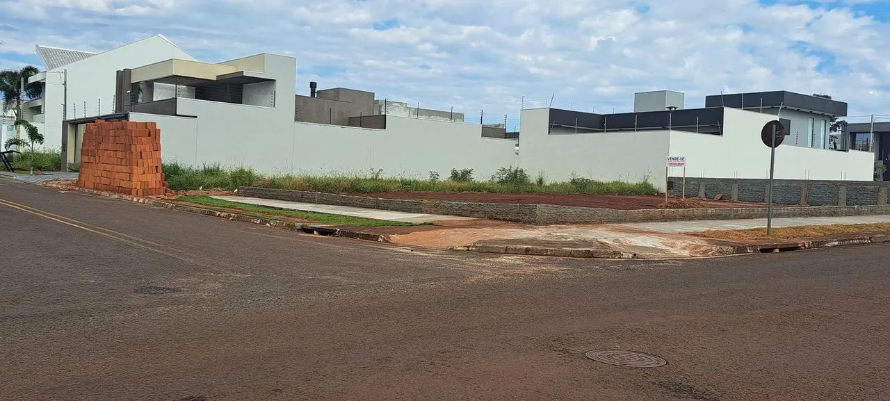 Vende-se terreno 
