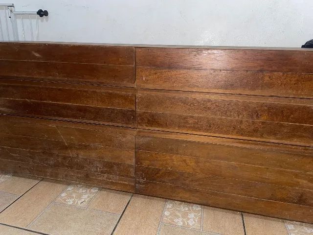 Móvel de madeira maciça com gavetas  - Foto 2