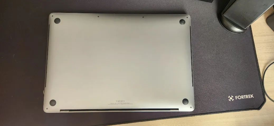 Macbook Pro 16GB i7 - Foto 2