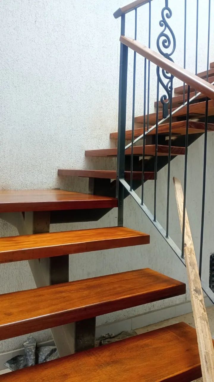 Escadas residenciais e comerciais - Foto 3