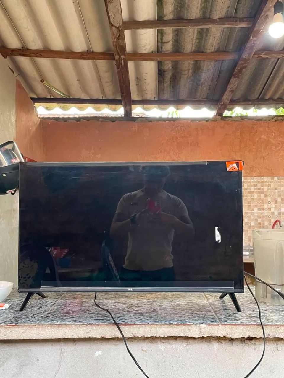 Tv Android smart 32 polegadas, TCL, COM CONTROLE DE VOZ - Foto 2