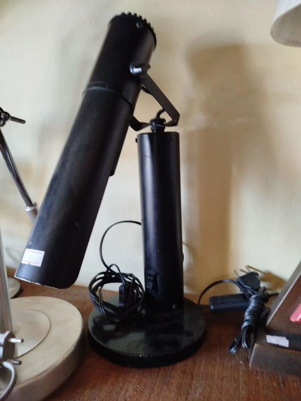 Abajur de mesa preto