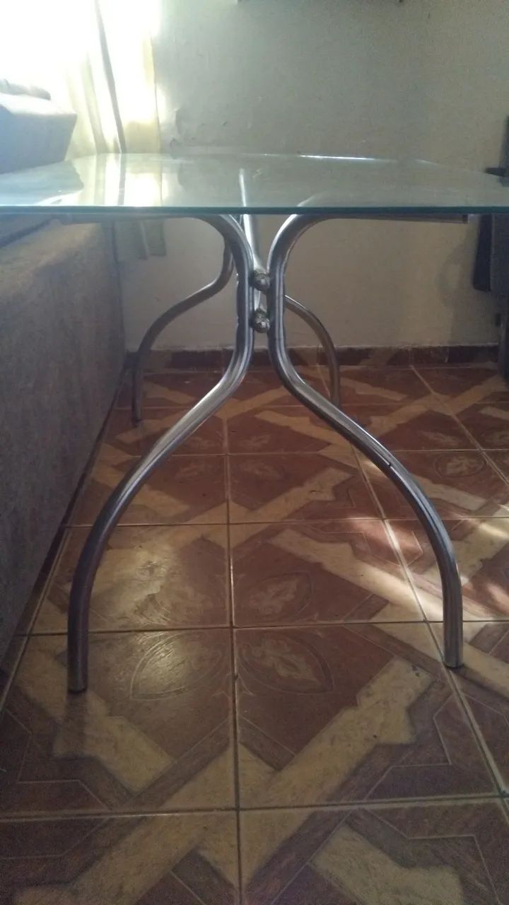 Mesa de vidro 1,60x60 - Foto 2