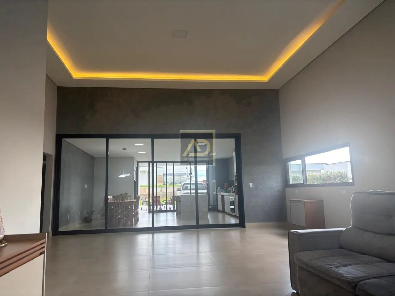CASA RESIDENCIAL em SALTO - SP, BURU - Foto 2