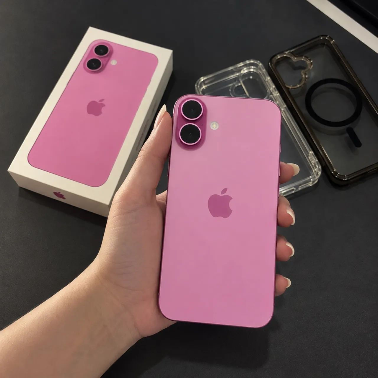 iPhone 16 