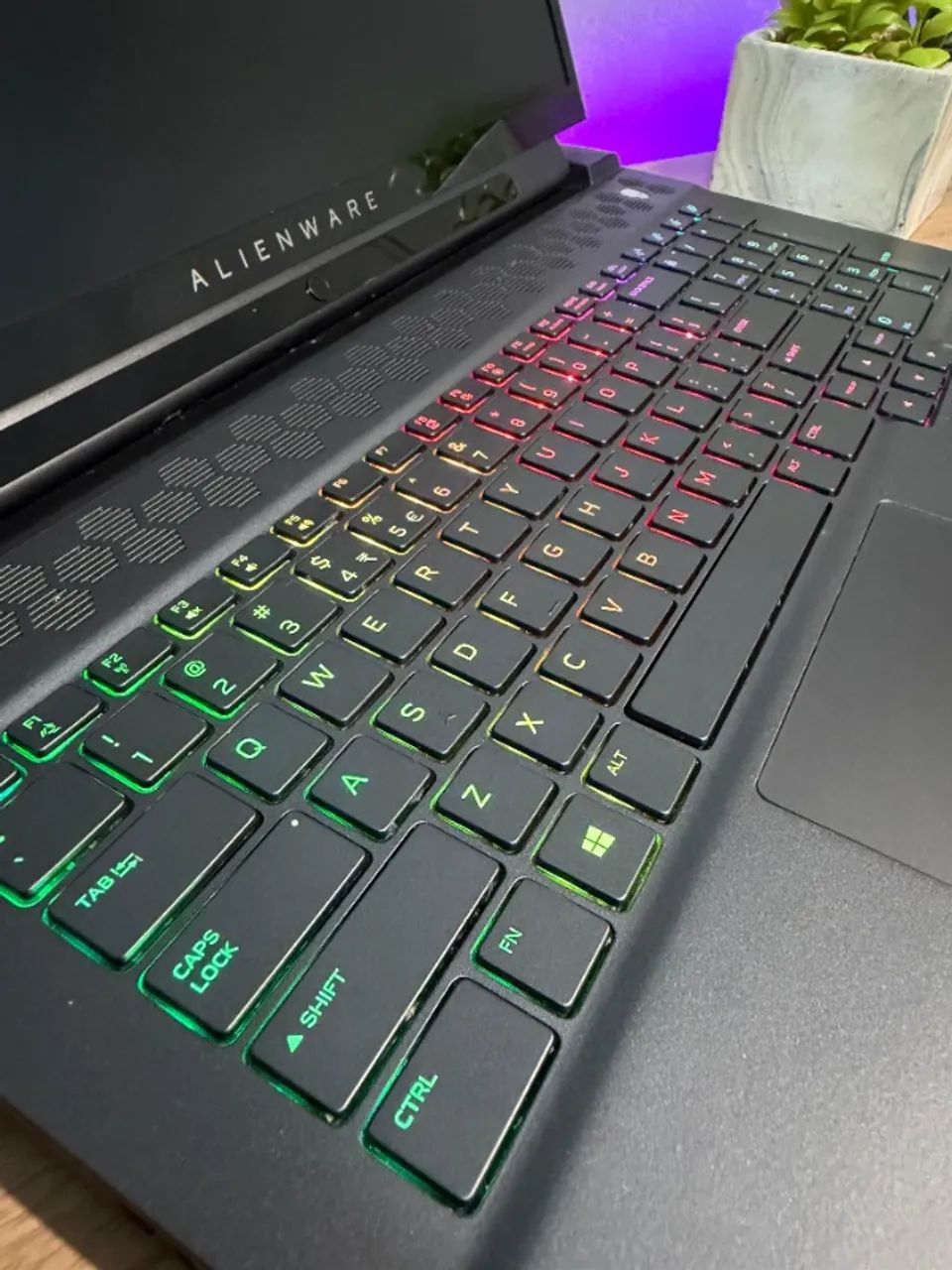 Notebook Gamer Alienware M17 i9 RTX 2080 17" - Foto 2