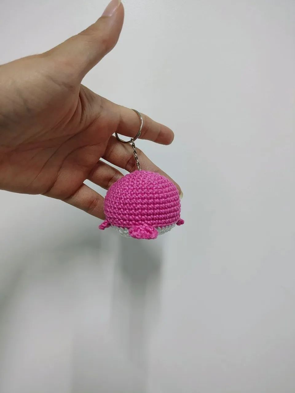 Baleia amigurumi - Chaveiro - Foto 5