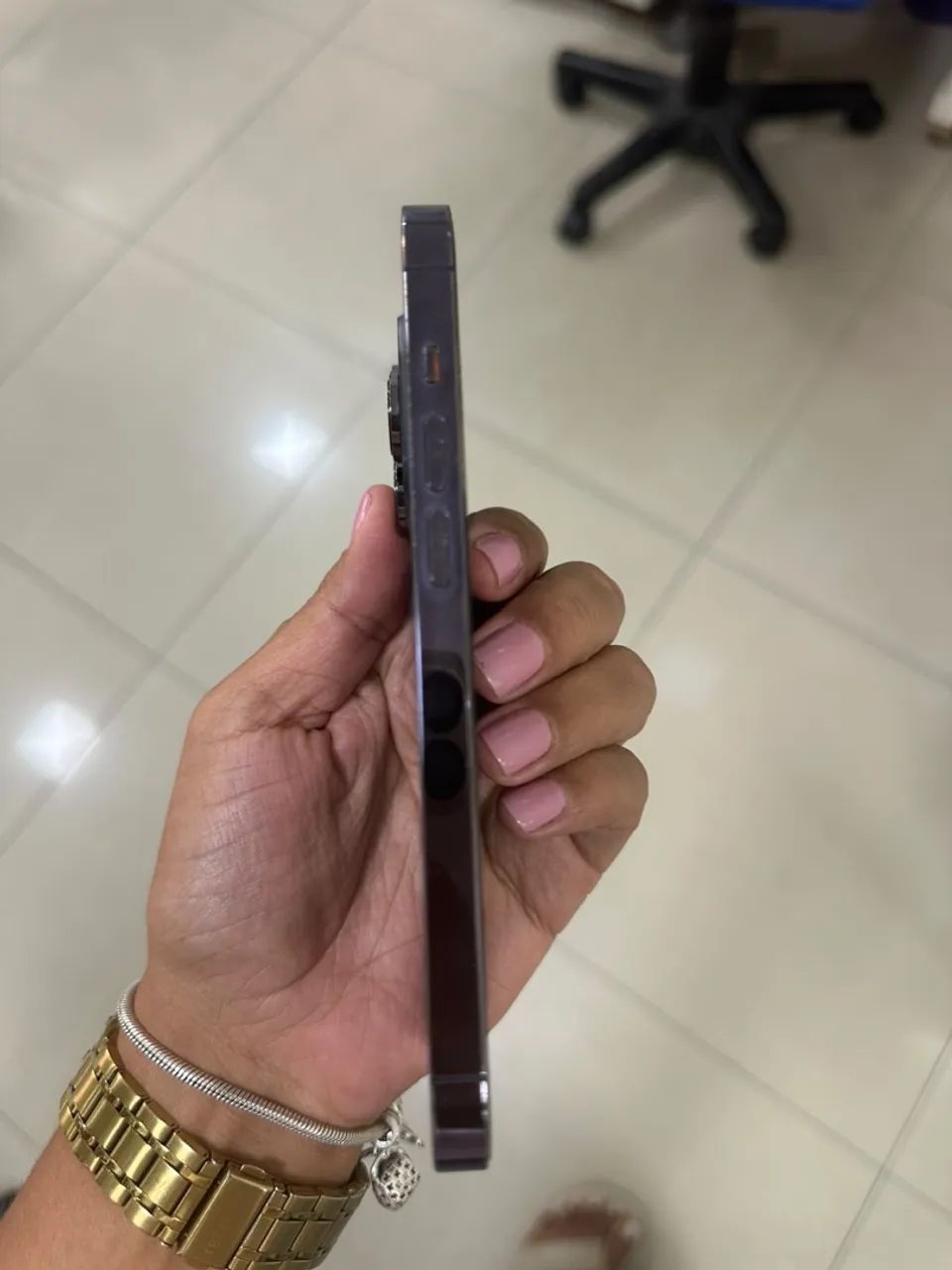 VENDO IPHONE 14PRO ROXO - Foto 3