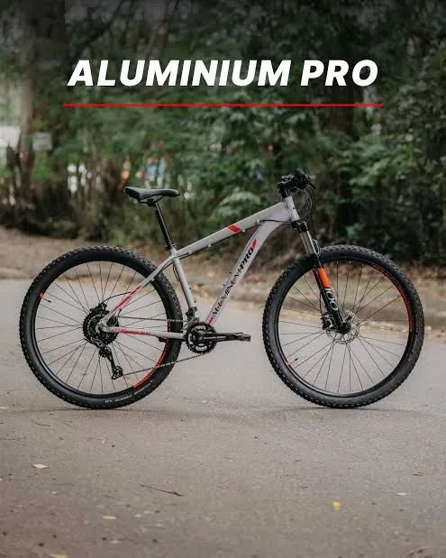 Bicleta nova , usada só quando saiu da loja ,aro 29 