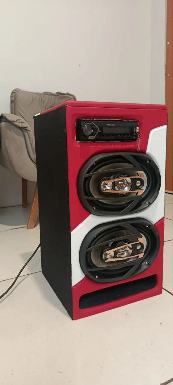 Vendo caixa de som Bob 6/9 