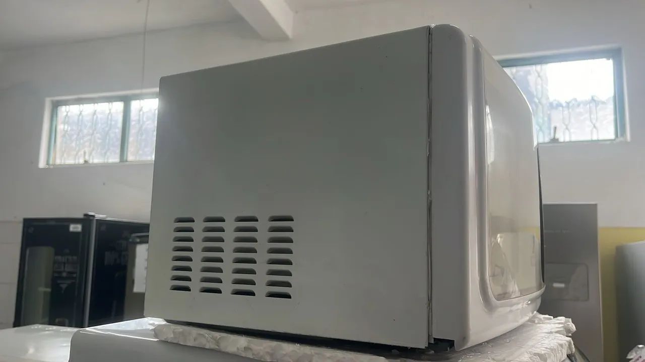 Microondas Electrolux 23lt 127v - Foto 4