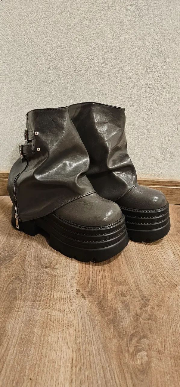 Bota tratorada