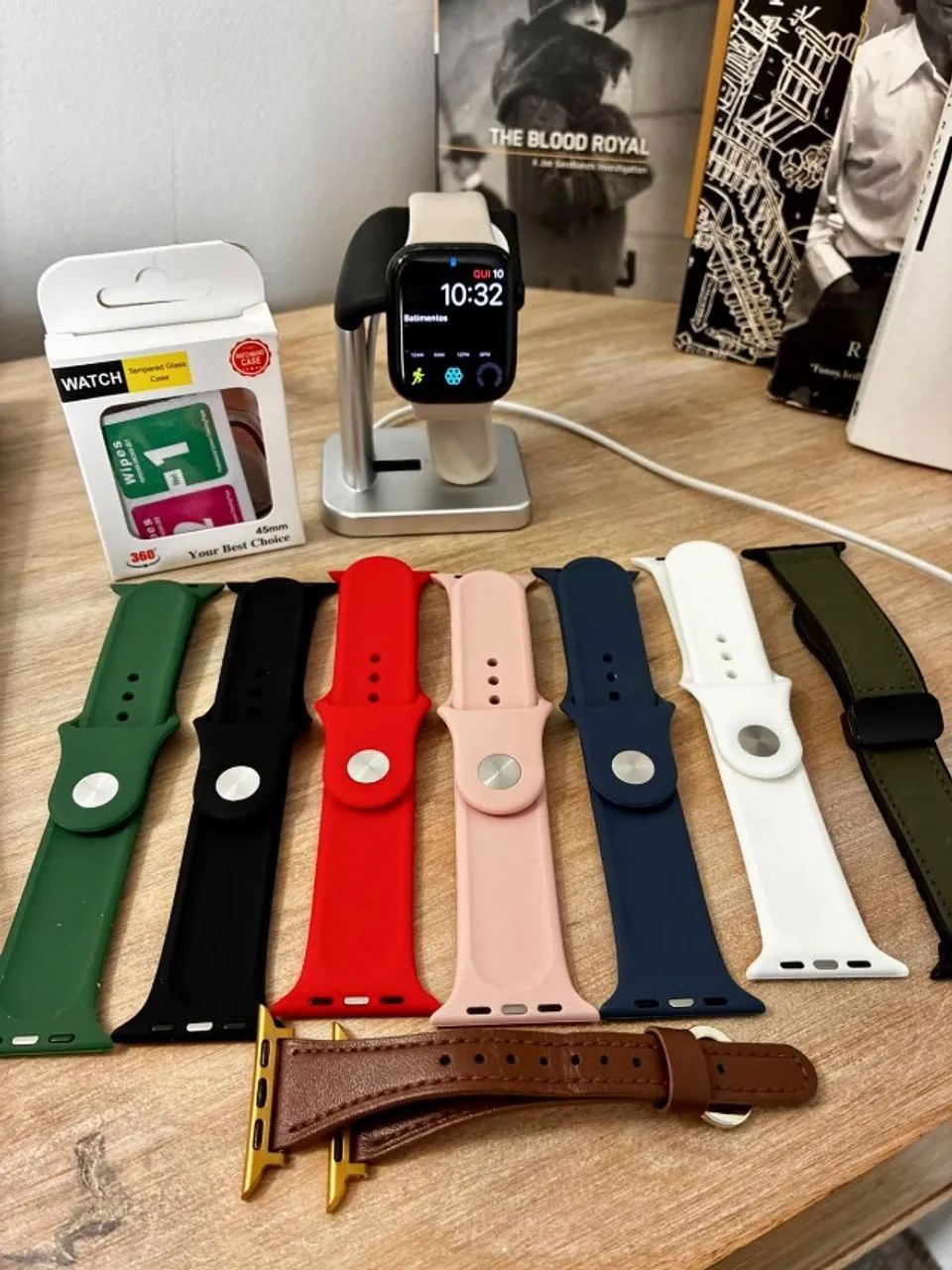 Apple Watch Series 8/gps/45mm com 8 pulseiras extras!!!