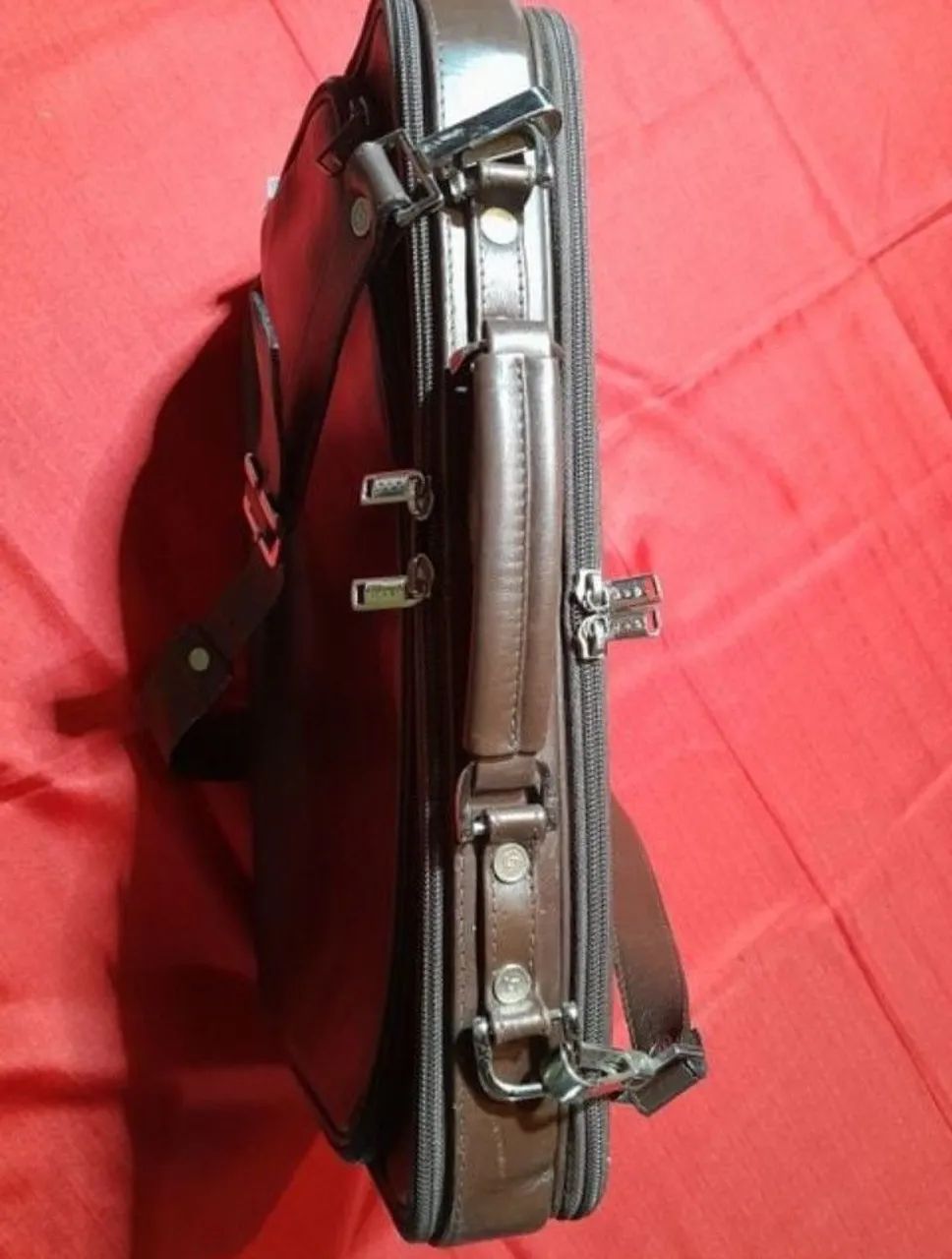 bolsa executiva de couro marrom - Foto 5